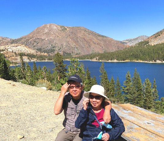 chinese tour guide yosemite